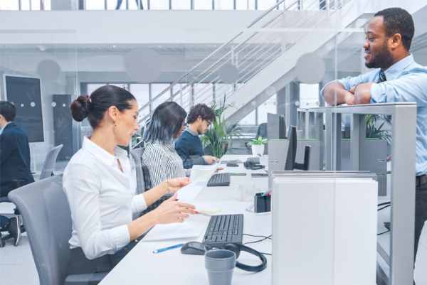 People-Working-at-Desks-in-Office-600×401 People Working at Desks in Office